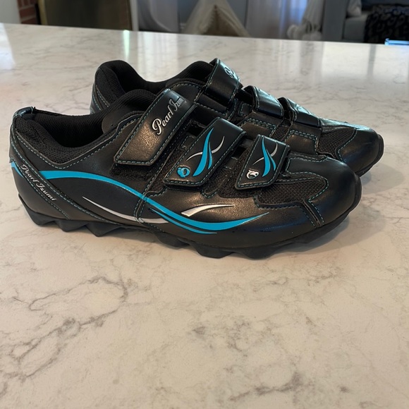 Pearl Izumi Shoes - Pearl Izumi Cycling shoes